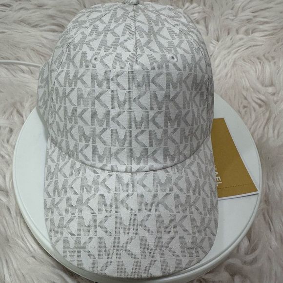 MICHAEL KORS SIGNATURE LOGO BASEBALL CAP NWT main image 8